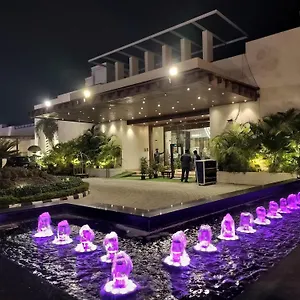 Bel-la Monde Nh8 At 6km From Igi Airport Delhi Hotel